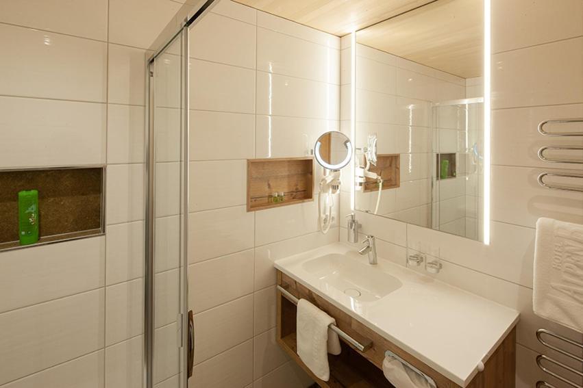 Hotel Alpenblume Damuels Esterno foto