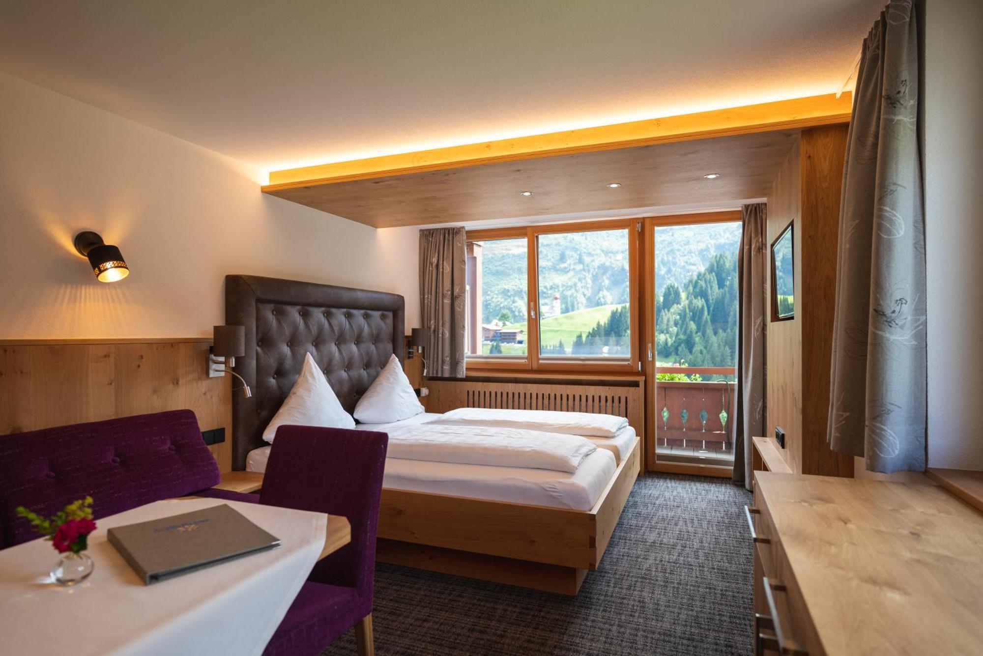 Hotel Alpenblume Damuels Esterno foto