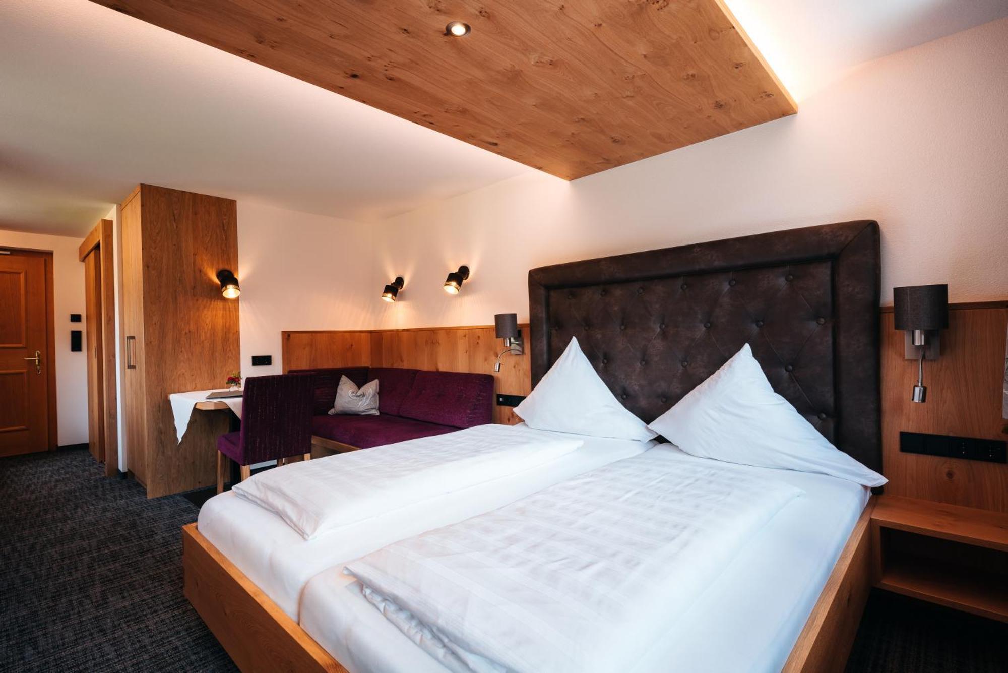 Hotel Alpenblume Damuels Esterno foto