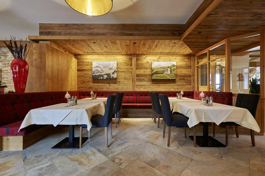 Hotel Alpenblume Damuels Esterno foto